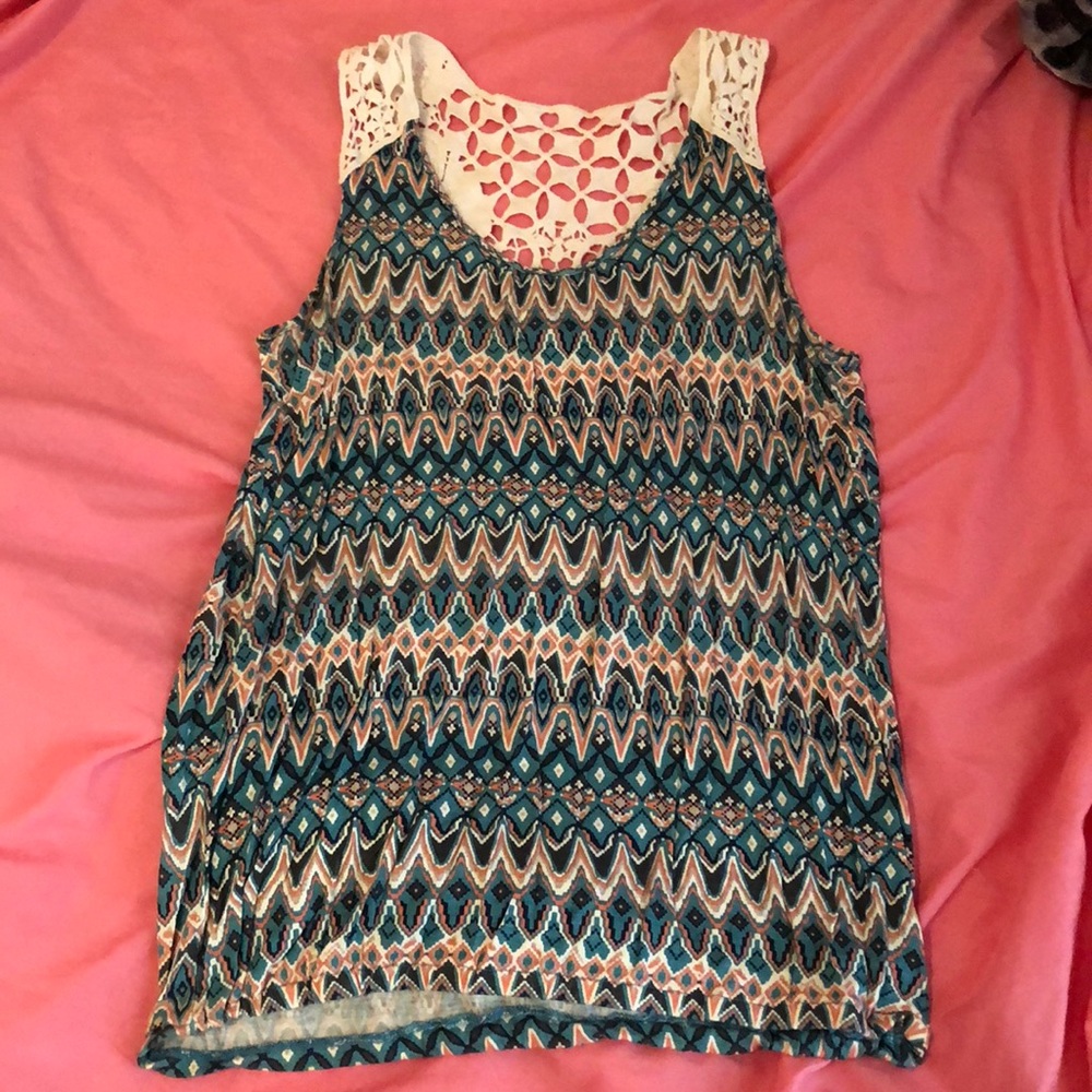 Multi colored sleeveless top